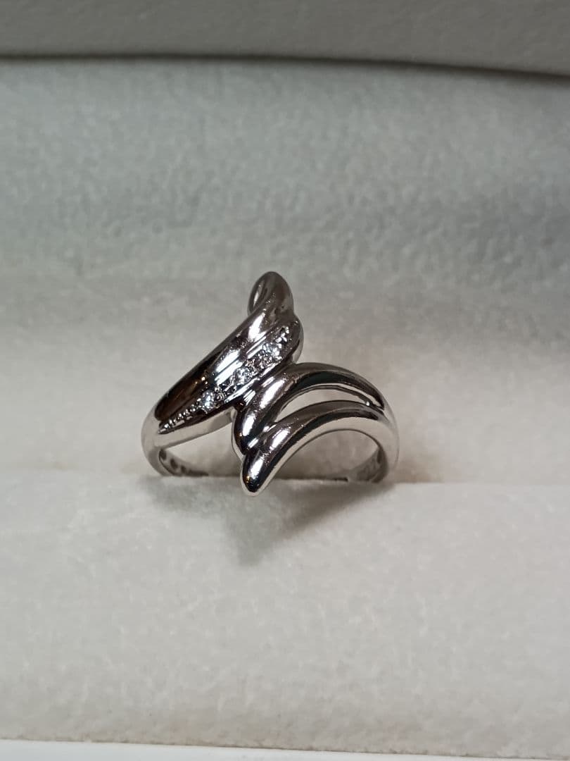 ジュエリーマキ プラチナ ダイヤモンド リング 波形 ウェーブ 11号 4.0g