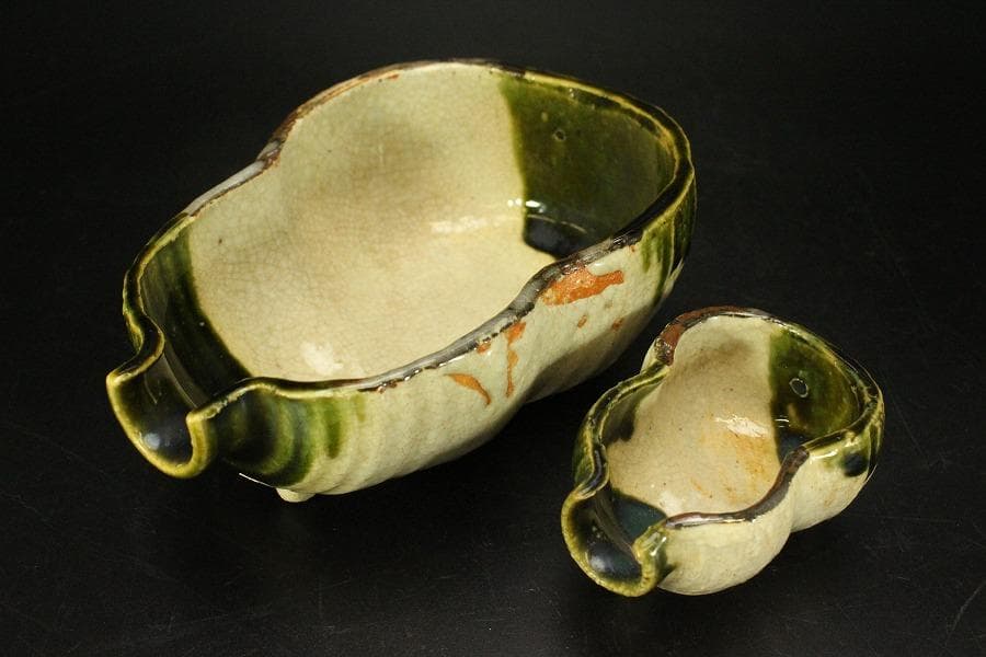 別冊太陽 「やきものの真贋と鑑定」所載 古伊万里 桐紋 筒盃 2026年