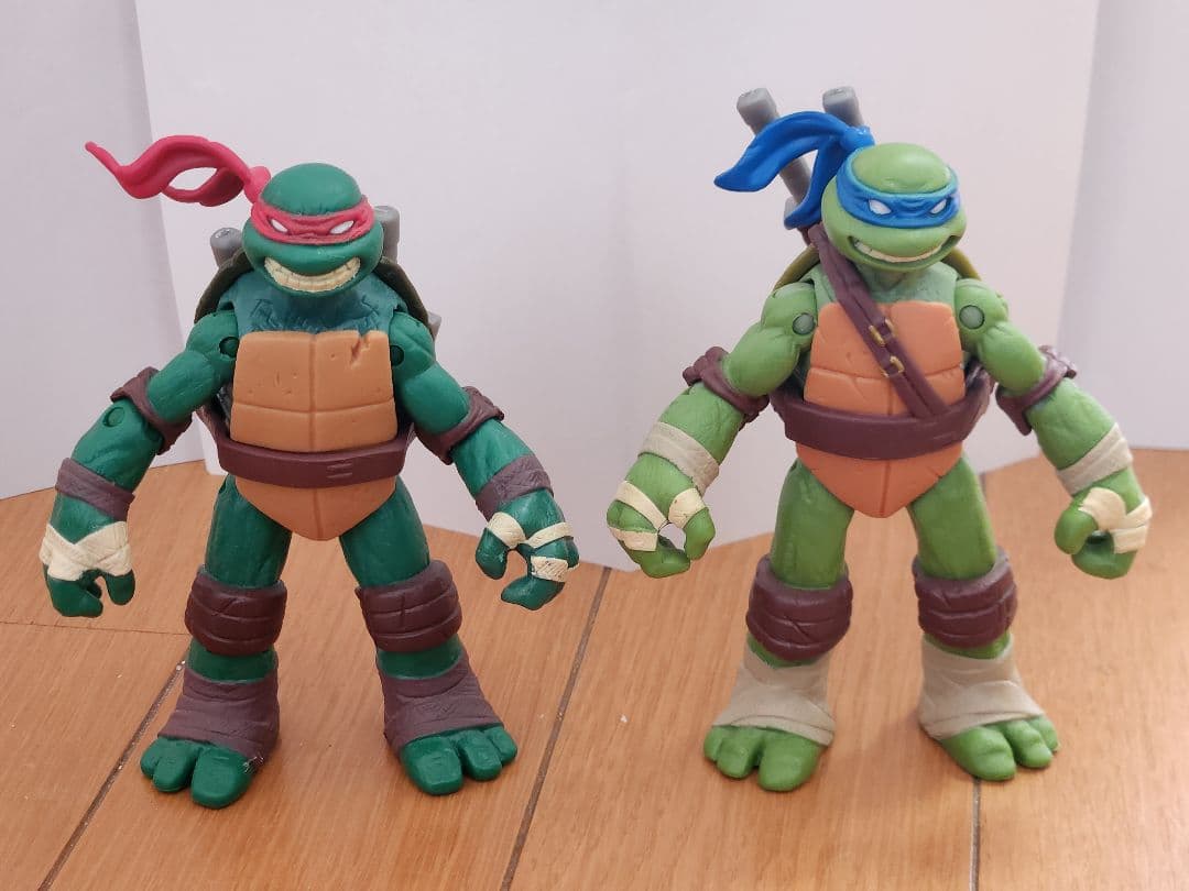 ミュータント・タートルズ アクションフィギュア 8体セット