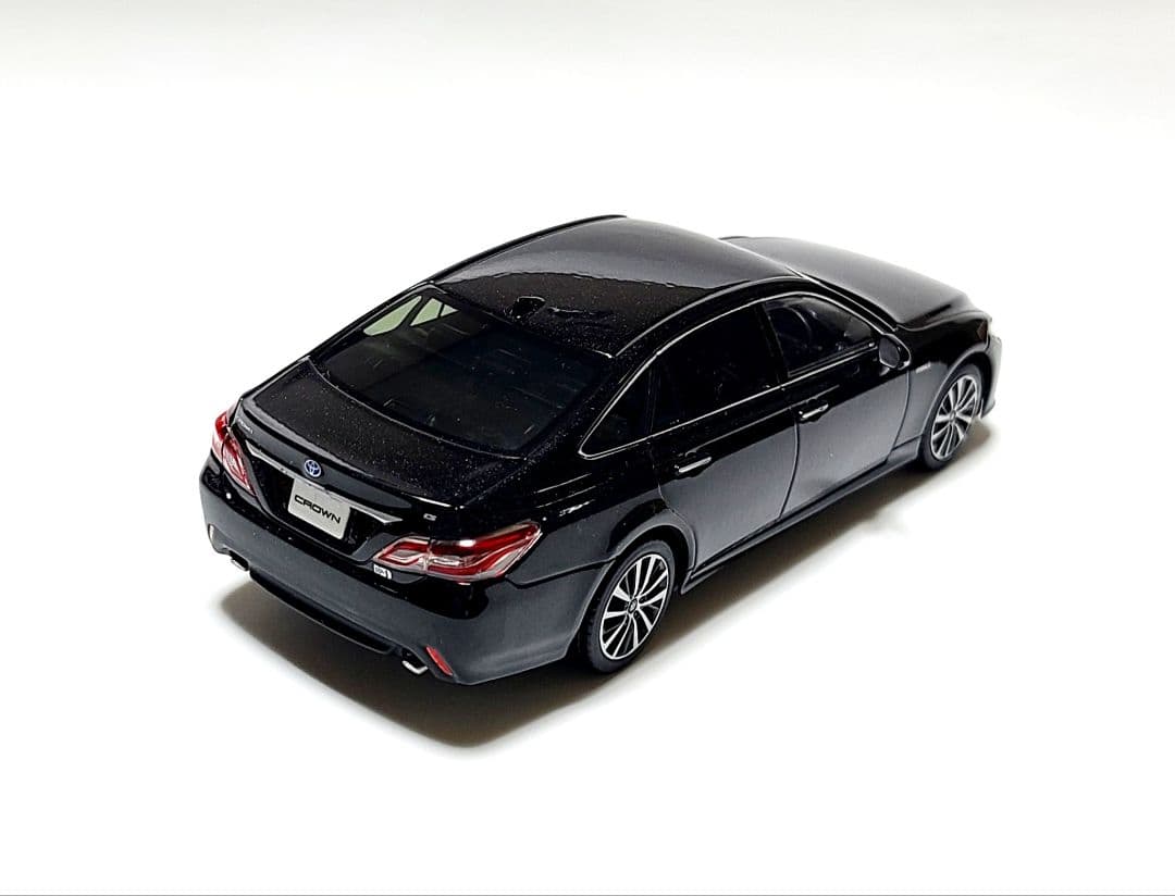 トヨタ 220系クラウン G カラーサンプル