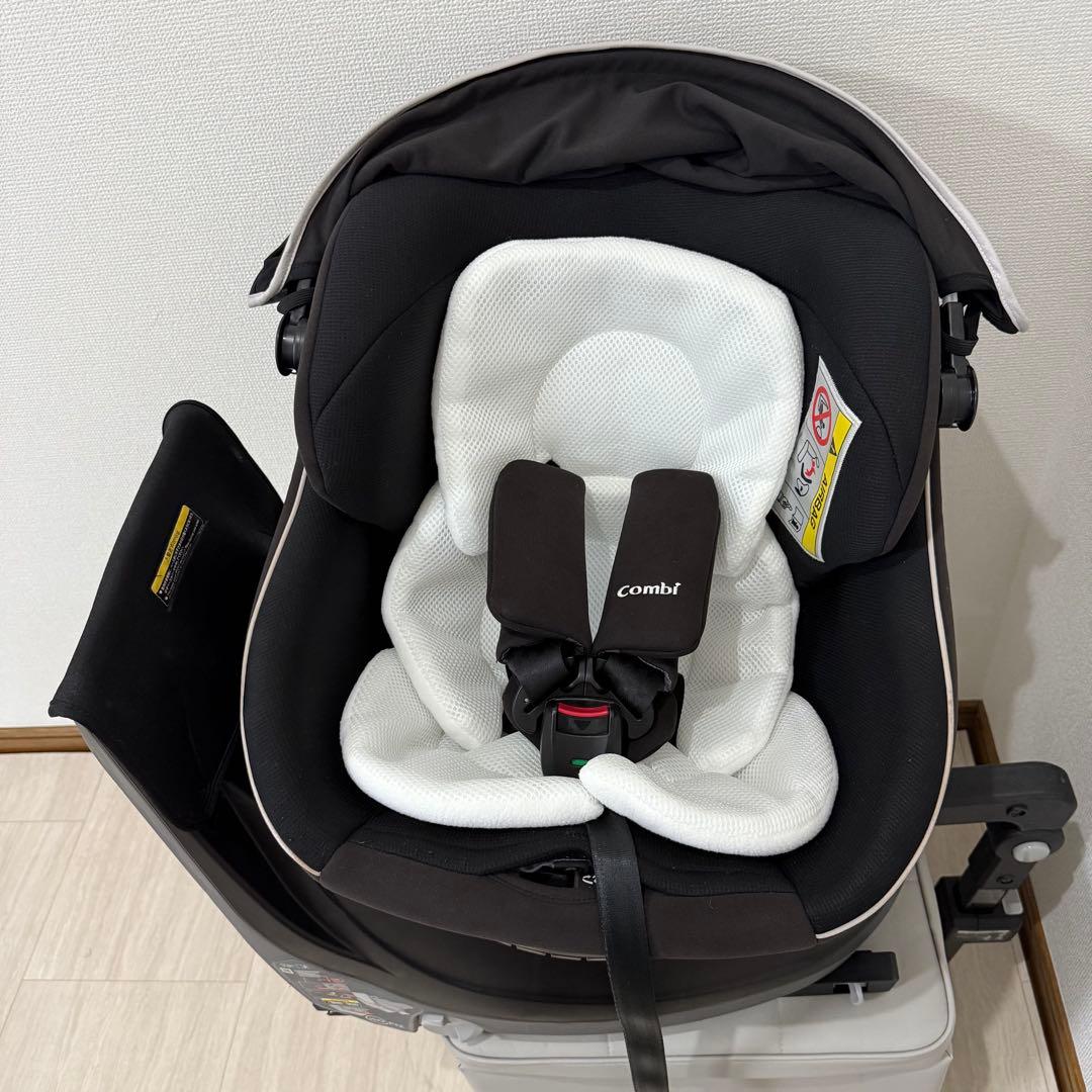 美品【限定色】Combi クルムーヴスマートisofixエッグクッションNeo