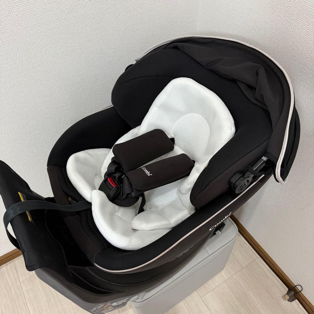 美品【限定色】Combi クルムーヴスマートisofixエッグクッションNeo