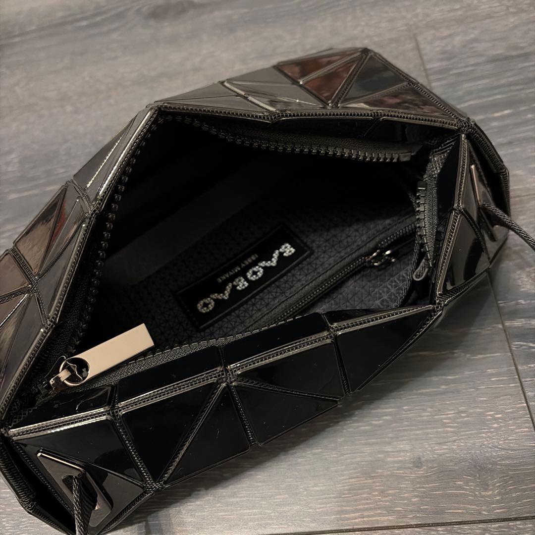 ISSEY MIYAKE BAO BAO ブラック ショルダーバッグ