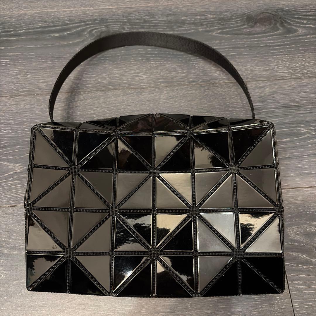 ISSEY MIYAKE BAO BAO ブラック ショルダーバッグ