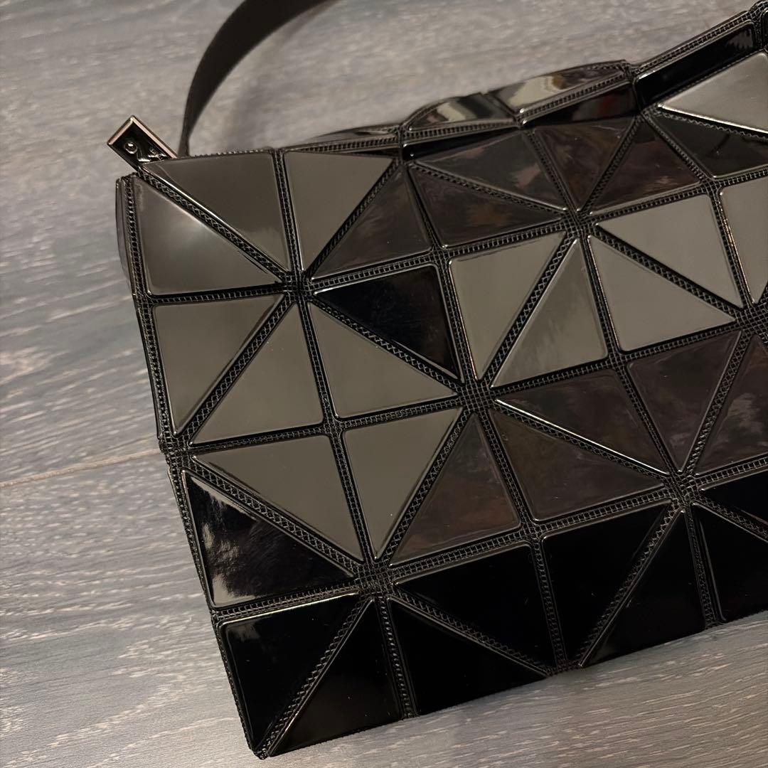 ISSEY MIYAKE BAO BAO ブラック ショルダーバッグ