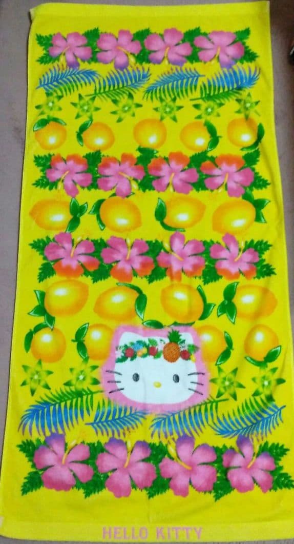 サンリオ ハローキティ 大判バスタオル ハイビスカス フルーツ レトロ