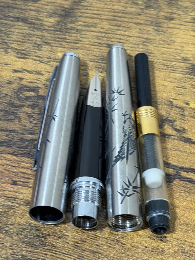 新品未使用　1980年代　蝕刻　竹と雉　白金　万年筆 18金　細字　コンバーター