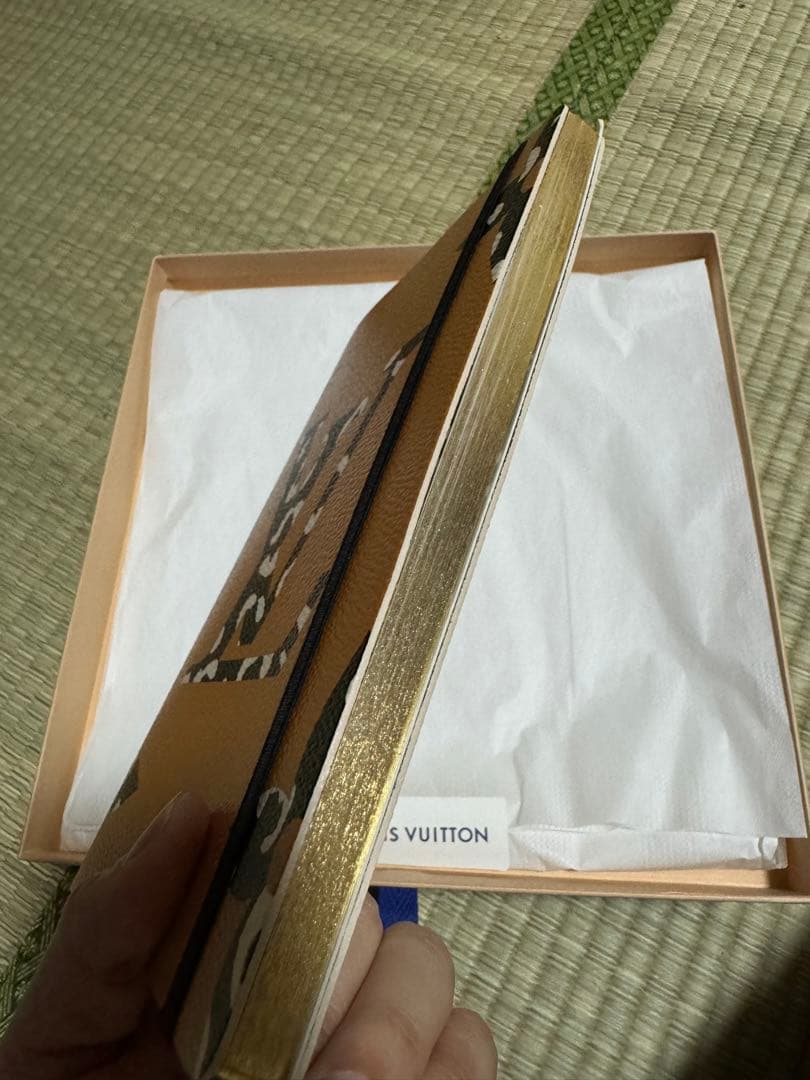 LOUIS VUITTON モノグラム カイエ ギュスターヴ 手帳 メモ帳 VUITTON