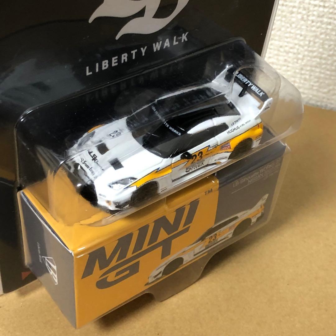 MINI GT ミニGT　LBWK　日産 35GT-RR　LB RACING