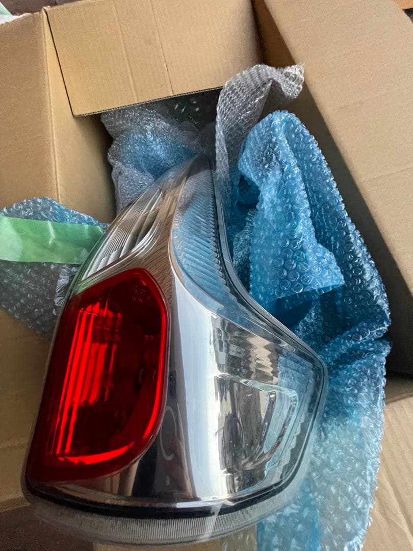 日産デイズB21W ライダー前期テールレンズ左右セット