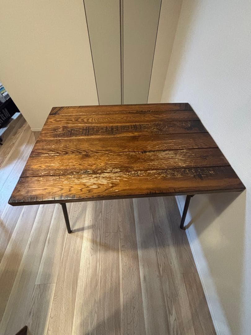 アクメファニチャー　ダイニングテーブル