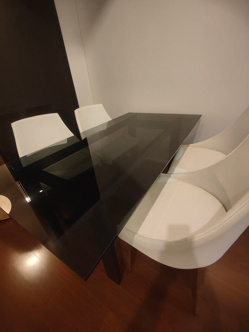 カッシーナ BLOOM 高級 ダイニングテーブル リビングテーブル ガラス天板