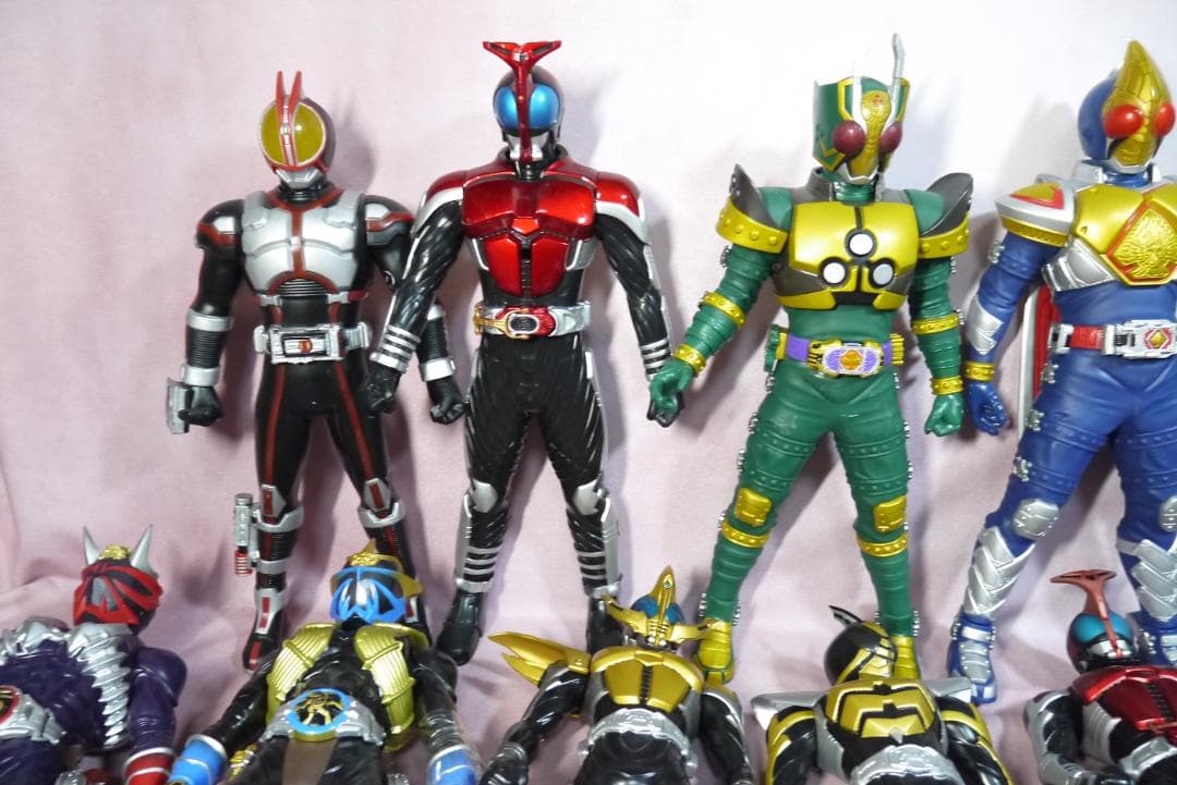 ビッグサイズソフビフィギュア　仮面ライダー鎧武・ファイズ・カブトほか　20体