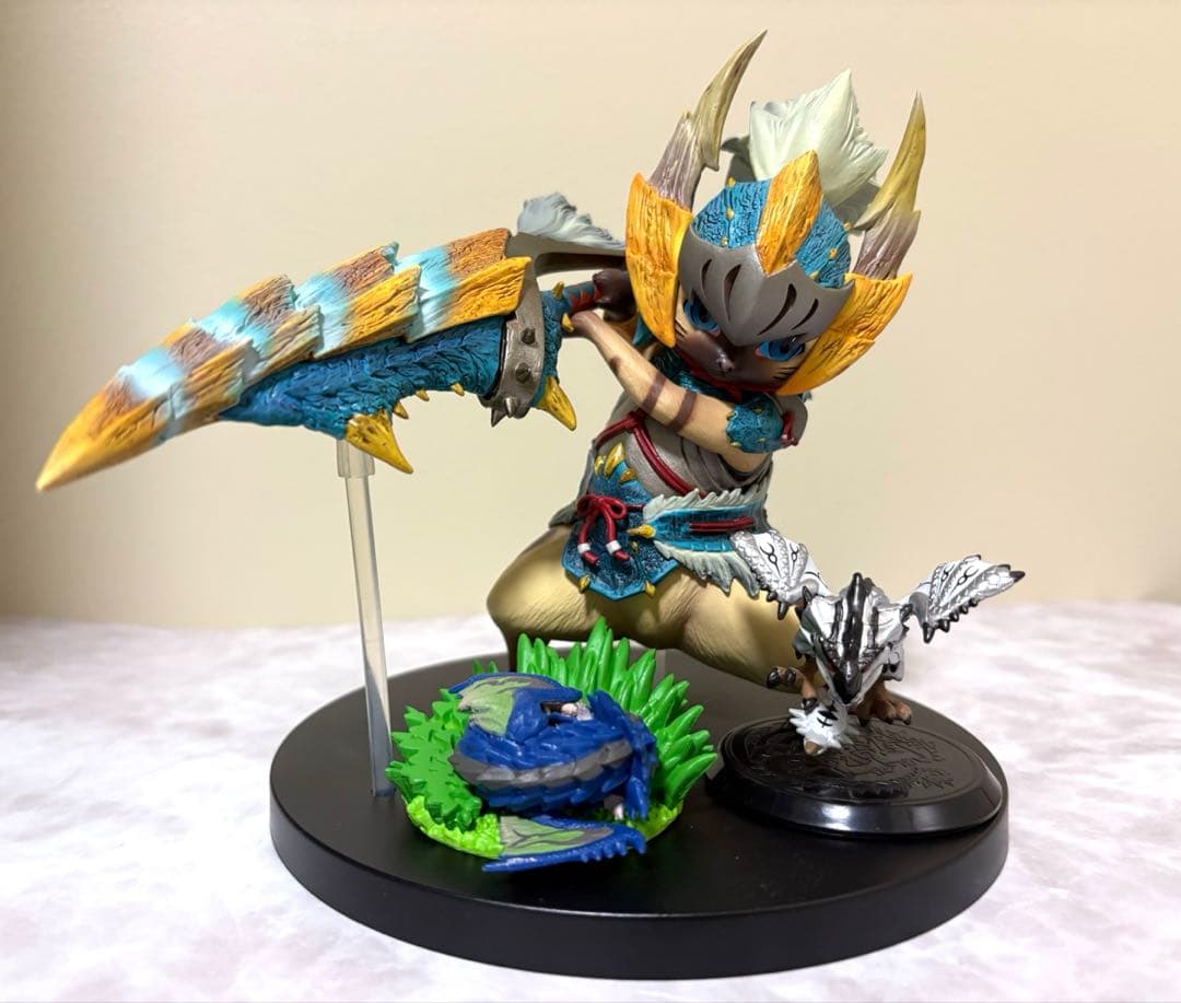 一番くじ モンスターハンター ジンオウネコシリーズ オトモアイルー