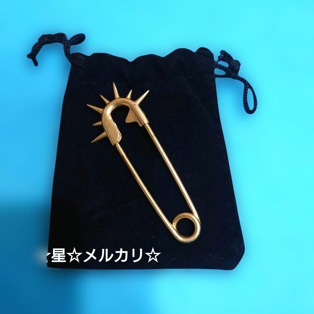 GroundY×CHAINSAW MAN PIN ノベルティ