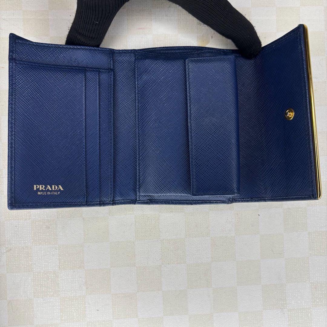 極美品 PRADA プラダ 財布 三つ折り M58 極美品 PRADA プラダ 財布 三