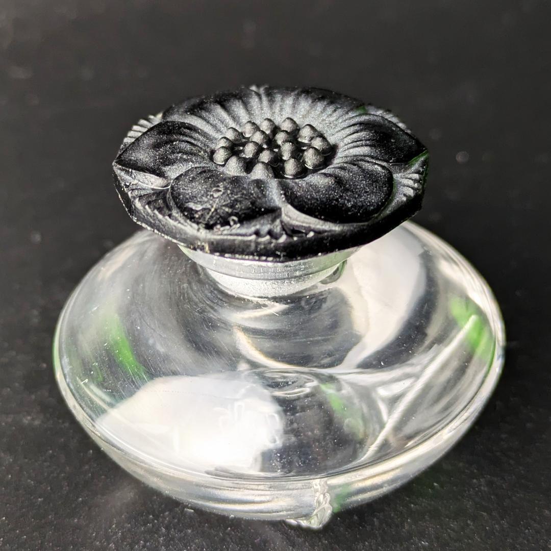 アールデコの香 カロンxバカラ ナルシス・ノワール 香水瓶 1911年