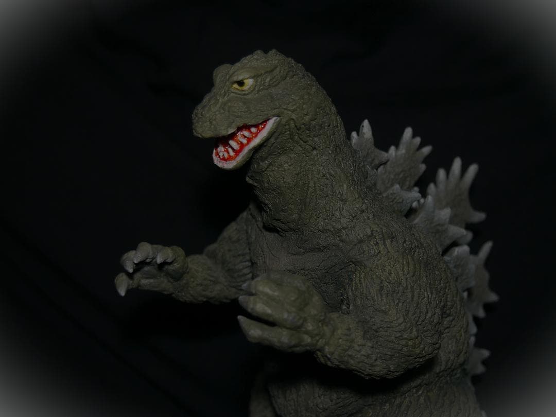 海洋堂　ゴジラ フィギュア