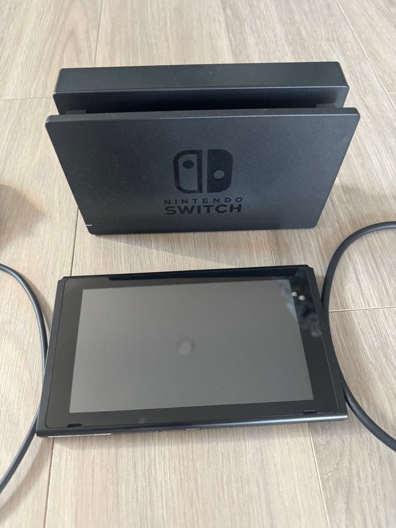 Nintendo Switch 本体等　ジョイコン無し
