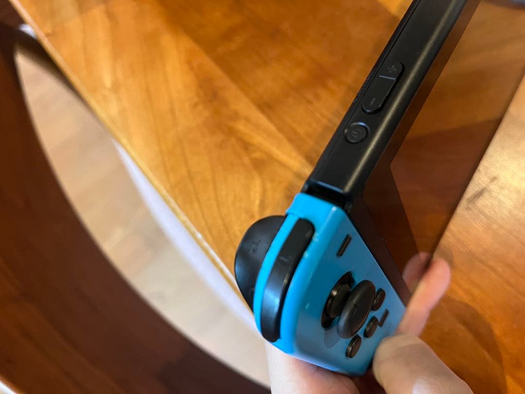 Nintendo Switch 本体 /青　赤/箱無し