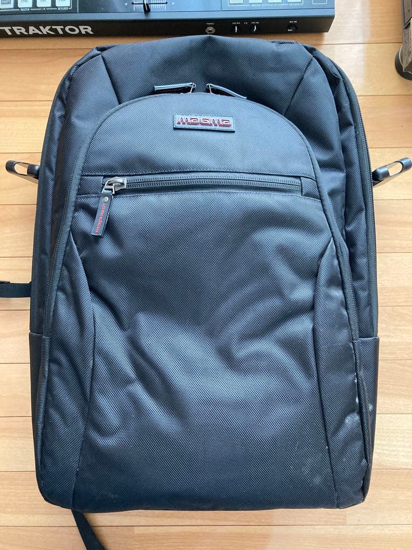 TRAKTOR KONTROL S4MK2 ギグバッグパック付き Native Instruments