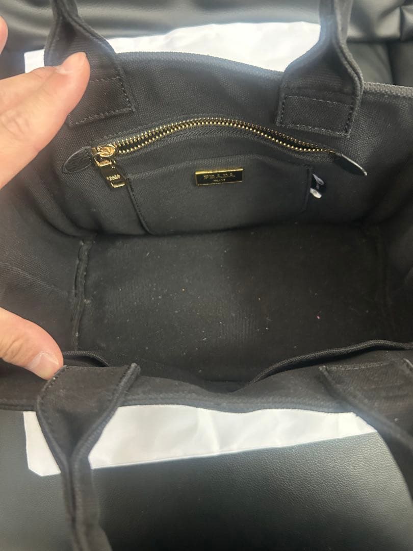 PRADA ノベルティ　バック　カナパ