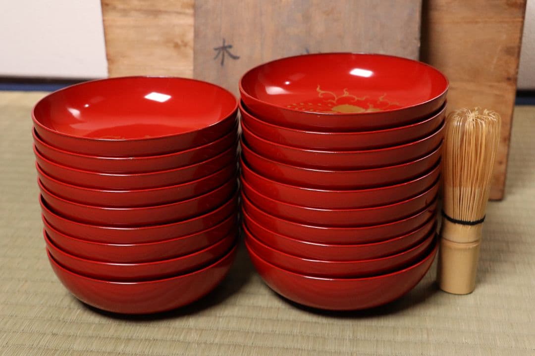 木製漆器 桐唐草蒔絵 朱塗銘々木皿 十九客 11.8cm 木箱 金蒔絵 MA12