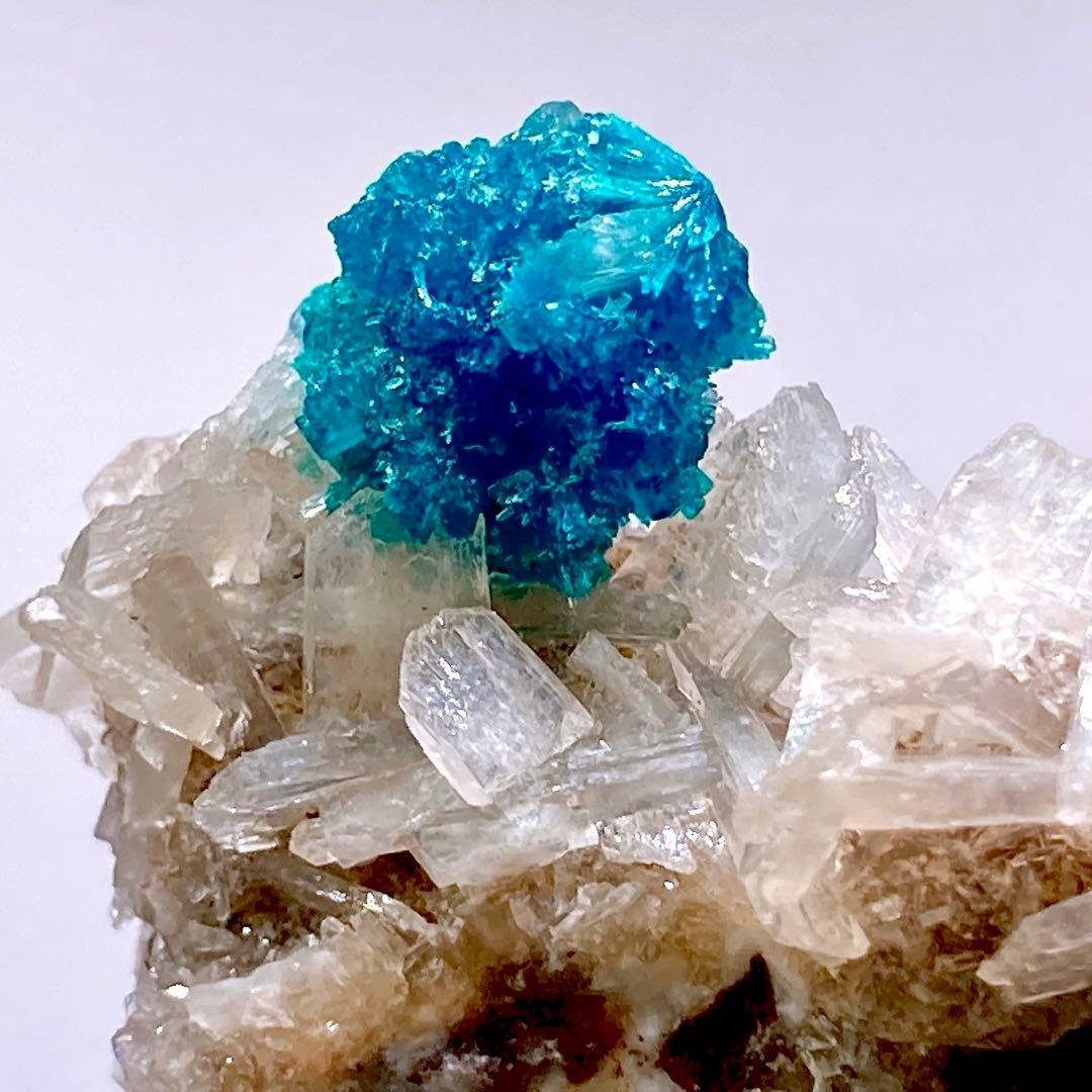 ゆ*す様 カバンサイト スティルバイト 原石 鉱物標本 天然石 821