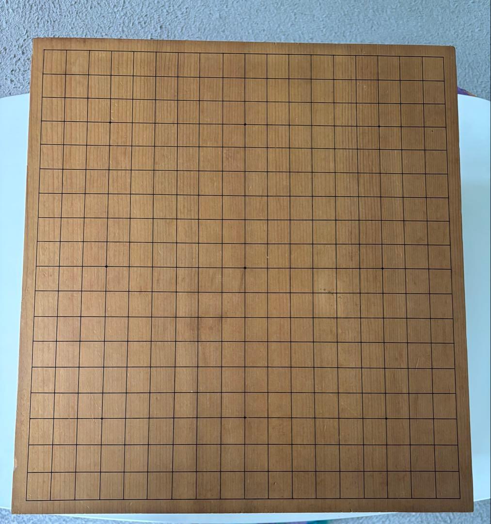 本格囲碁セット　基盤　蛤碁石　黒石　脚/へそ　桐のケース付き