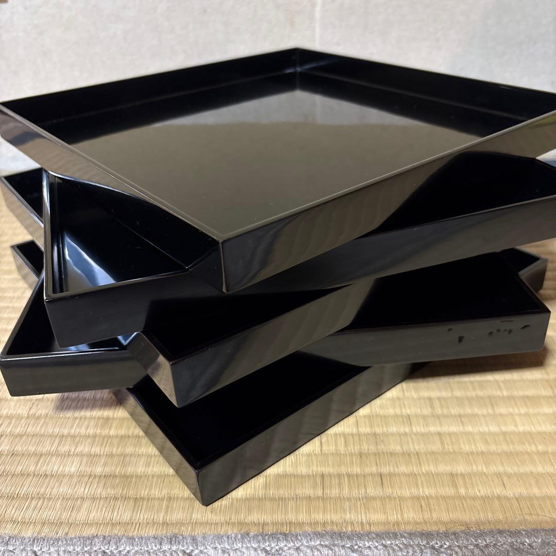 黒塗 懐石膳 折敷膳 専用箱付き。 黒い木製茶道具 盆5客セット