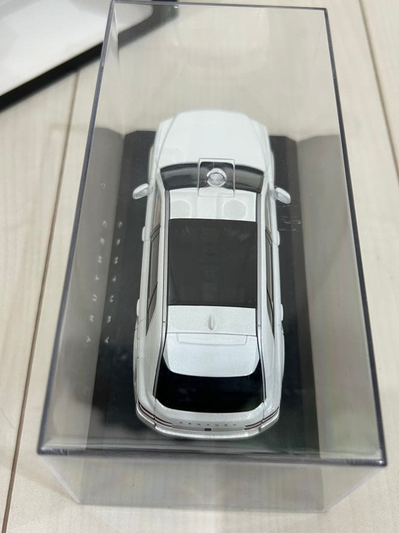 超 希少 非売品 特別 限定品 トヨタ センチュリー SUV ホワイト 1/43