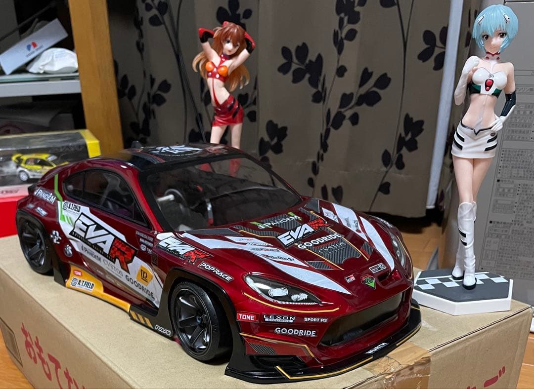 1/10アディクション、ヨコモ PANDEM GR86 エヴァレーシング仕様