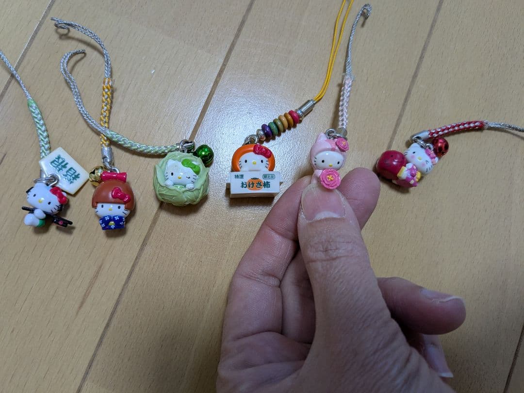 キティ根付け 38個セット ご当地キティ ハローキティ 根付け