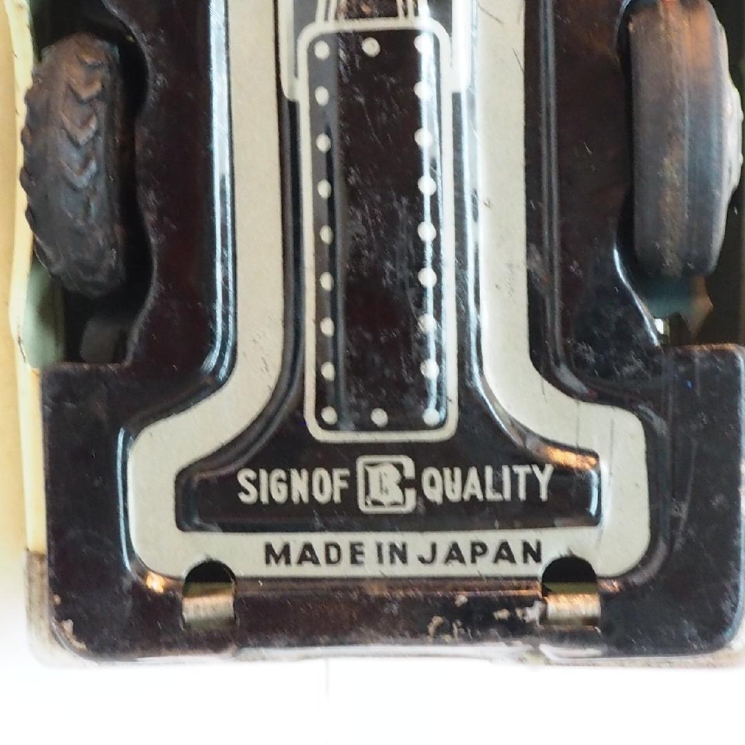 萬代屋  マーキュリー ワゴン白アイボリー右後輪欠tinブリキtoy car箱無