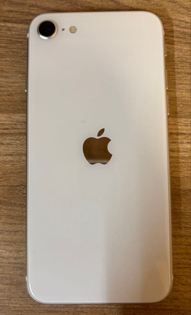 Apple iPhone SE 第3世代 64GB ホワイト