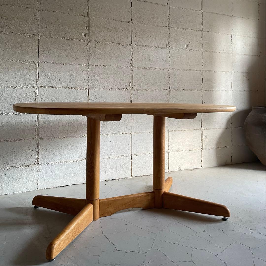 飛騨産業　オールドキツツキマーク　ダイニングテーブル　オーク材無垢　ヴィンテージ