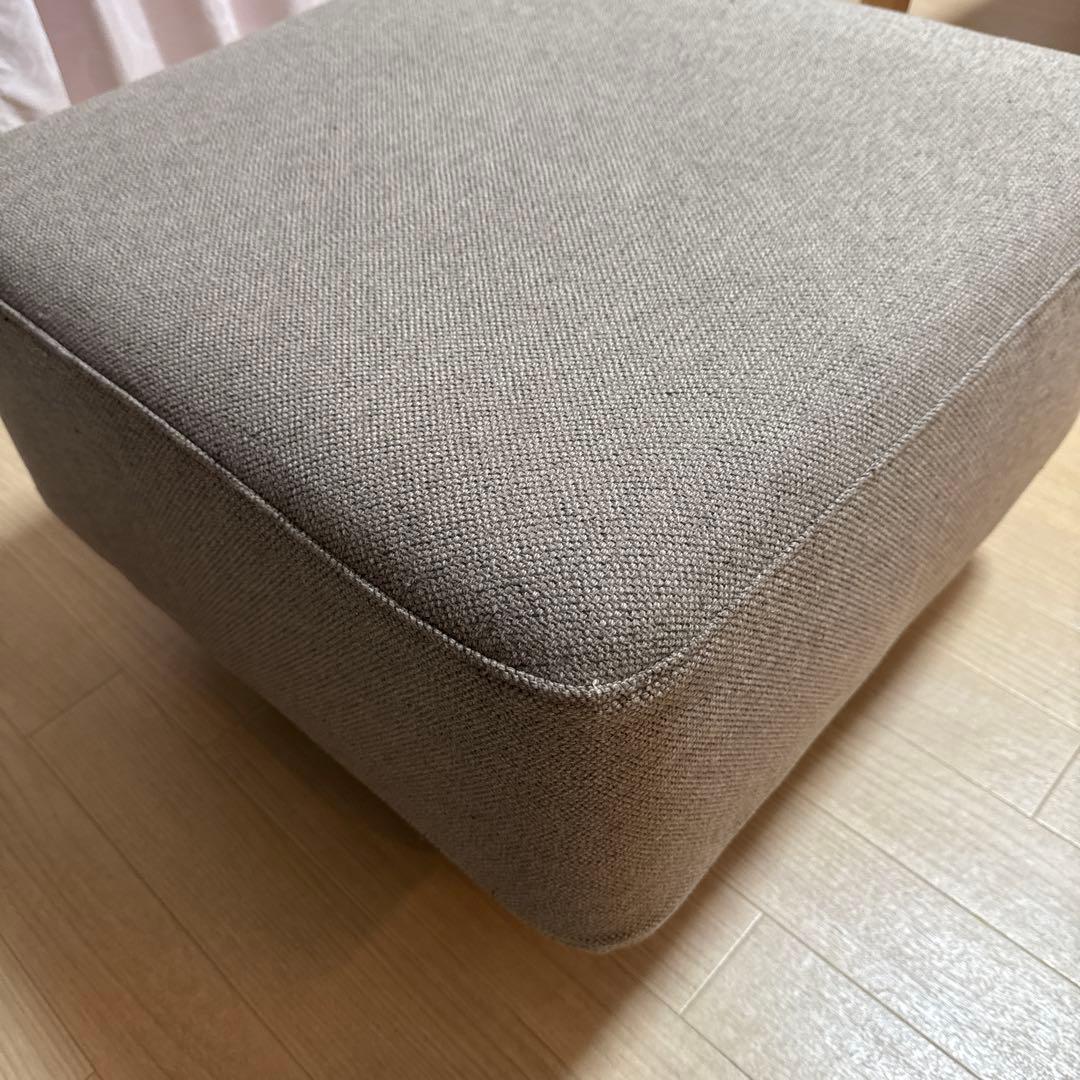 無印 オットマン本体木製脚付き