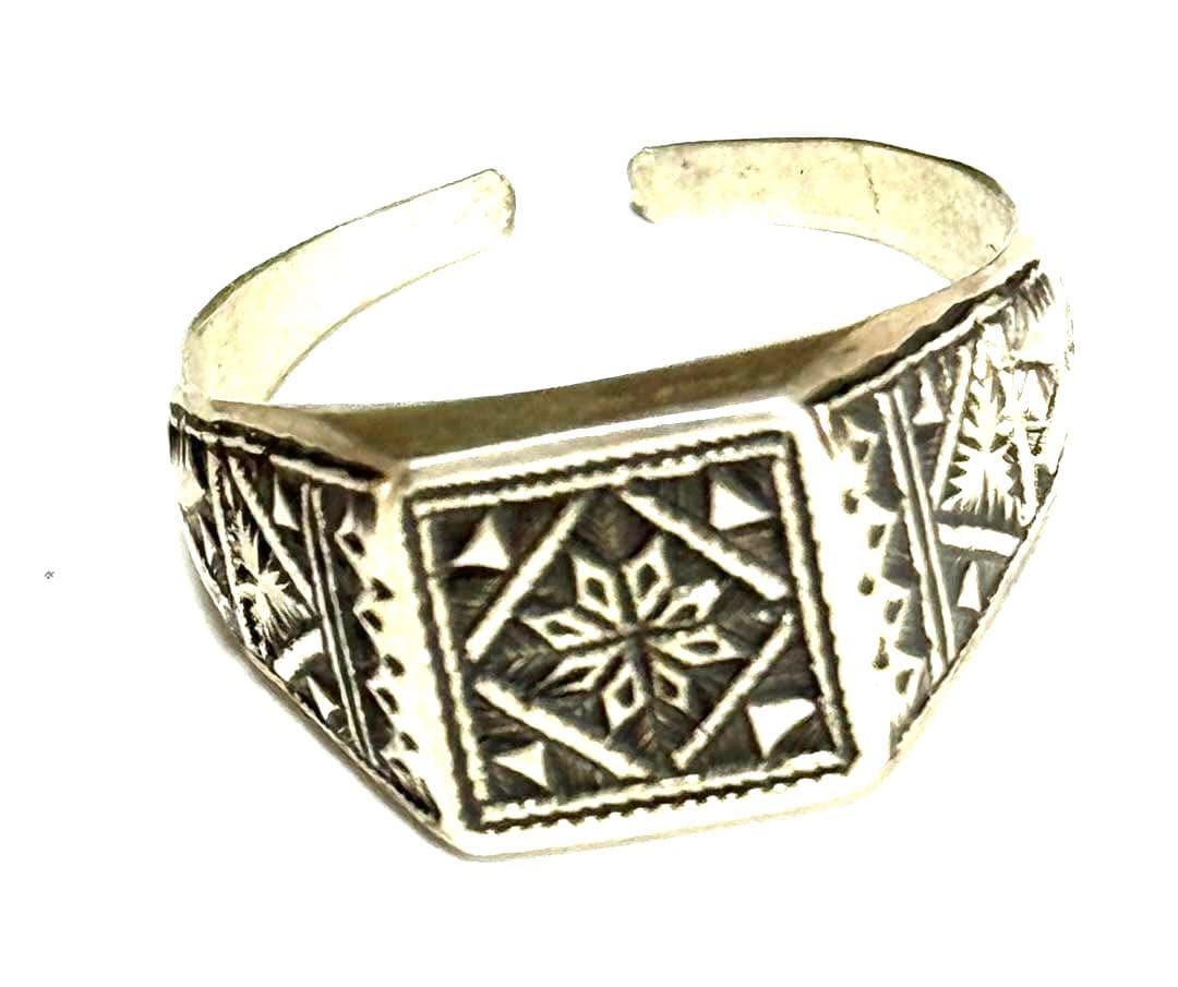 サハラ砂漠 トゥアレグ族 ハンドメイド シルバーリング 低