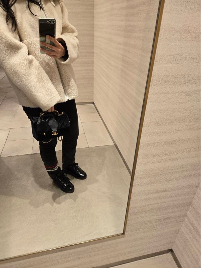 Chanel リボン付き　ベルベット フラップバッグ　ショルダーバッグ