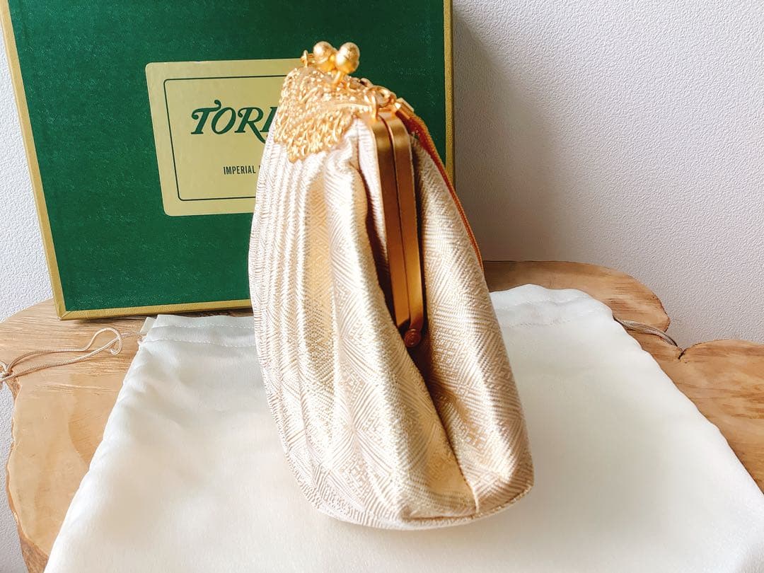 希少【とりゐ】金銀糸箔正絹バッグ　パーティーバッグ　ゴールド　帝国ホテル　着物