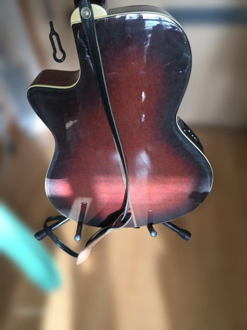 ☆MorrisMR-601 エレアコ ギター ショルダーバッグ(合皮？) 付き