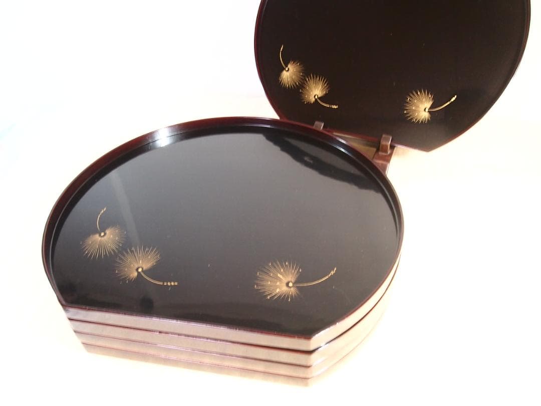 未使用】輪島塗 飛花沈金 溜塗 半月卓上膳 5客 懐石膳/会席膳/お