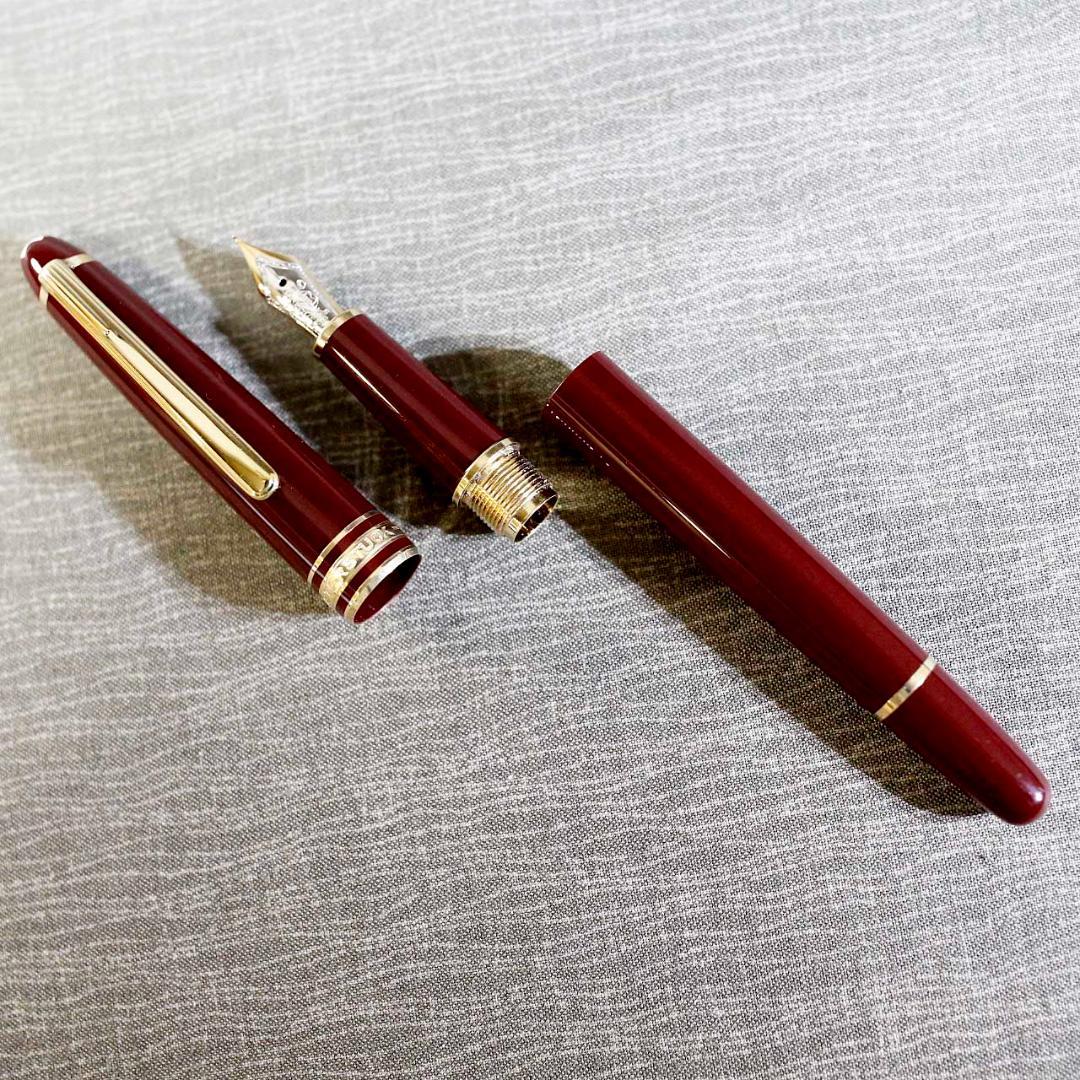 【美品 送料込み】モンブラン 万年筆 １４４ マイスター ボルドー