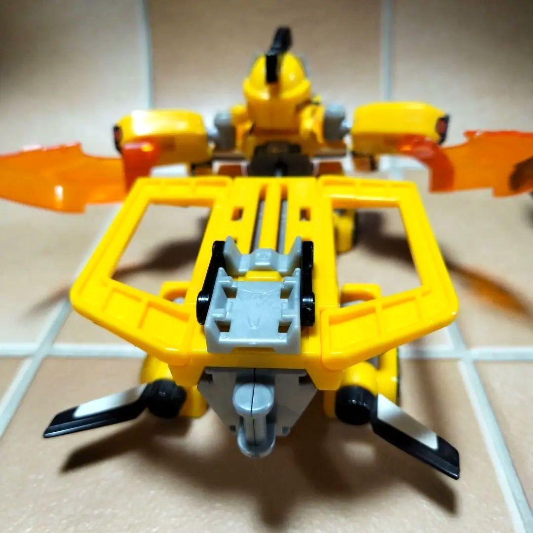 ビーダマン希少⭐B ビーダマン爆外伝⭐〈写真1.2枚目〉4体セット