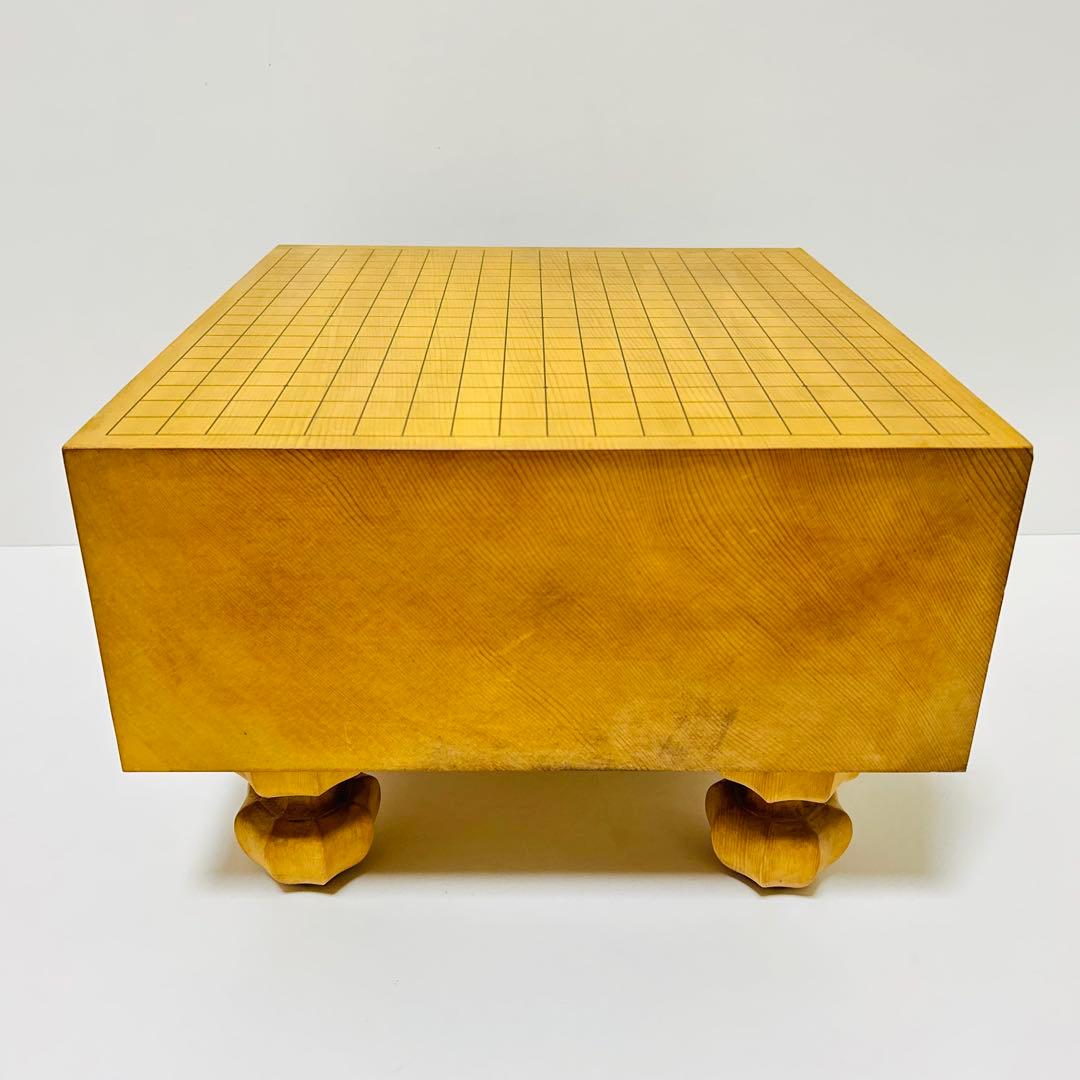 【送料無料】国産 高級 囲碁盤 約6寸 本榧 天地柾目 ヘソ 脚付き