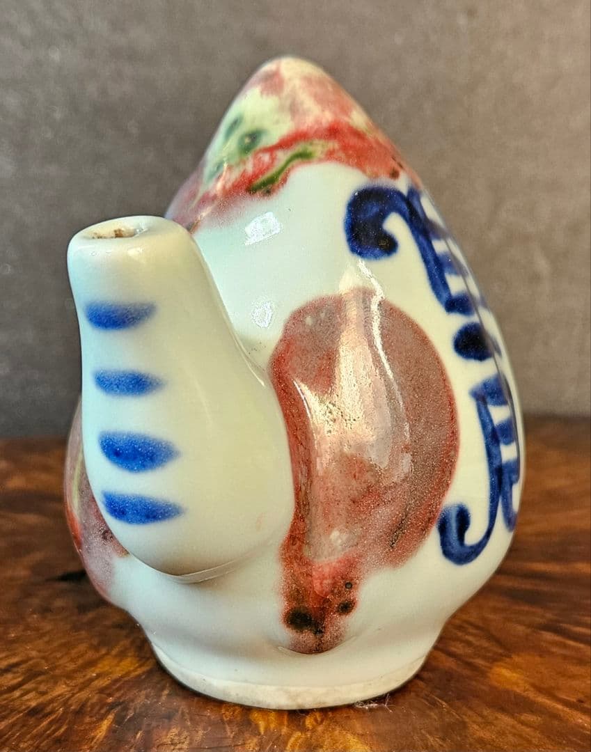 韓国古美術 韓国古陶磁器 李朝 青華辰砂 文字入 桃形 水滴