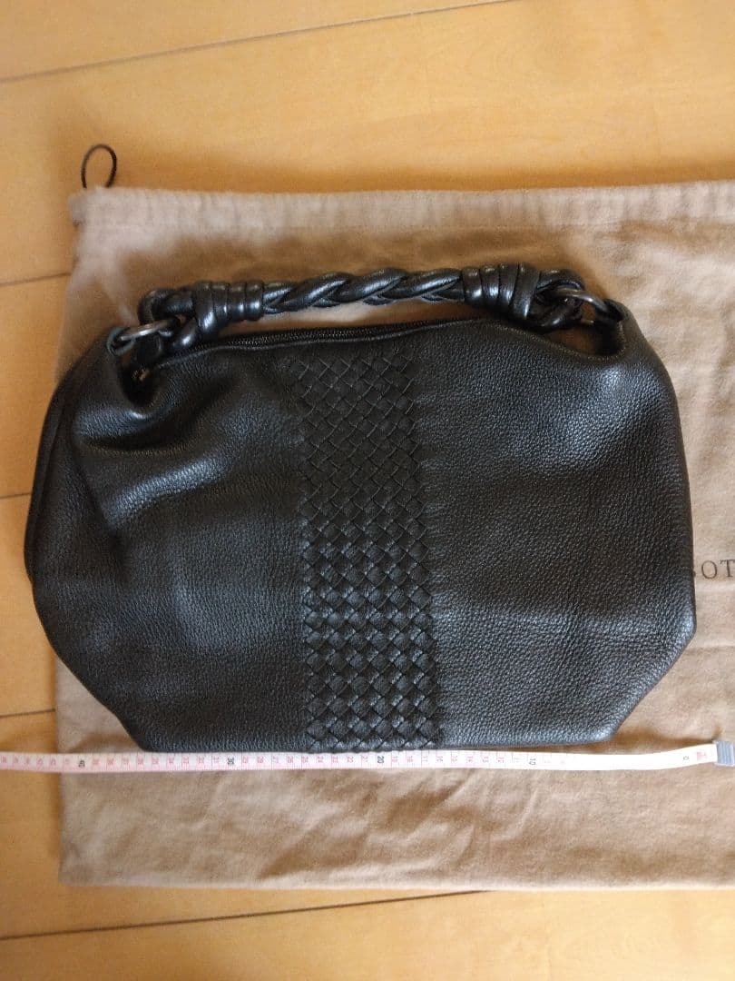BOTTEGA VENETA イントレチャート ホーボー バッグ