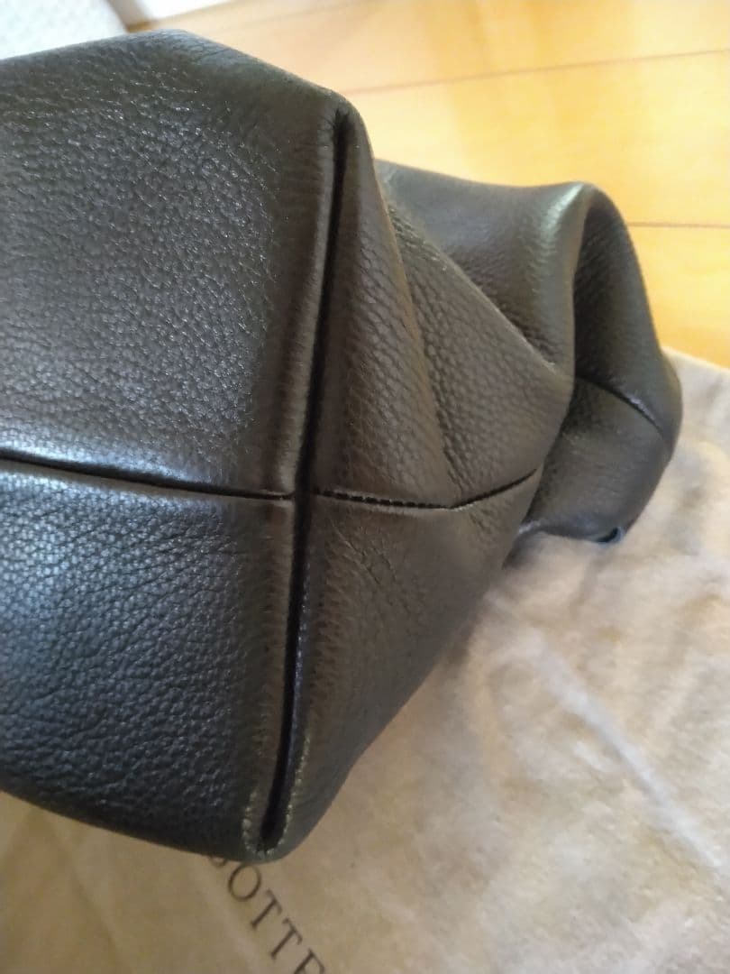 BOTTEGA VENETA イントレチャート ホーボー バッグ