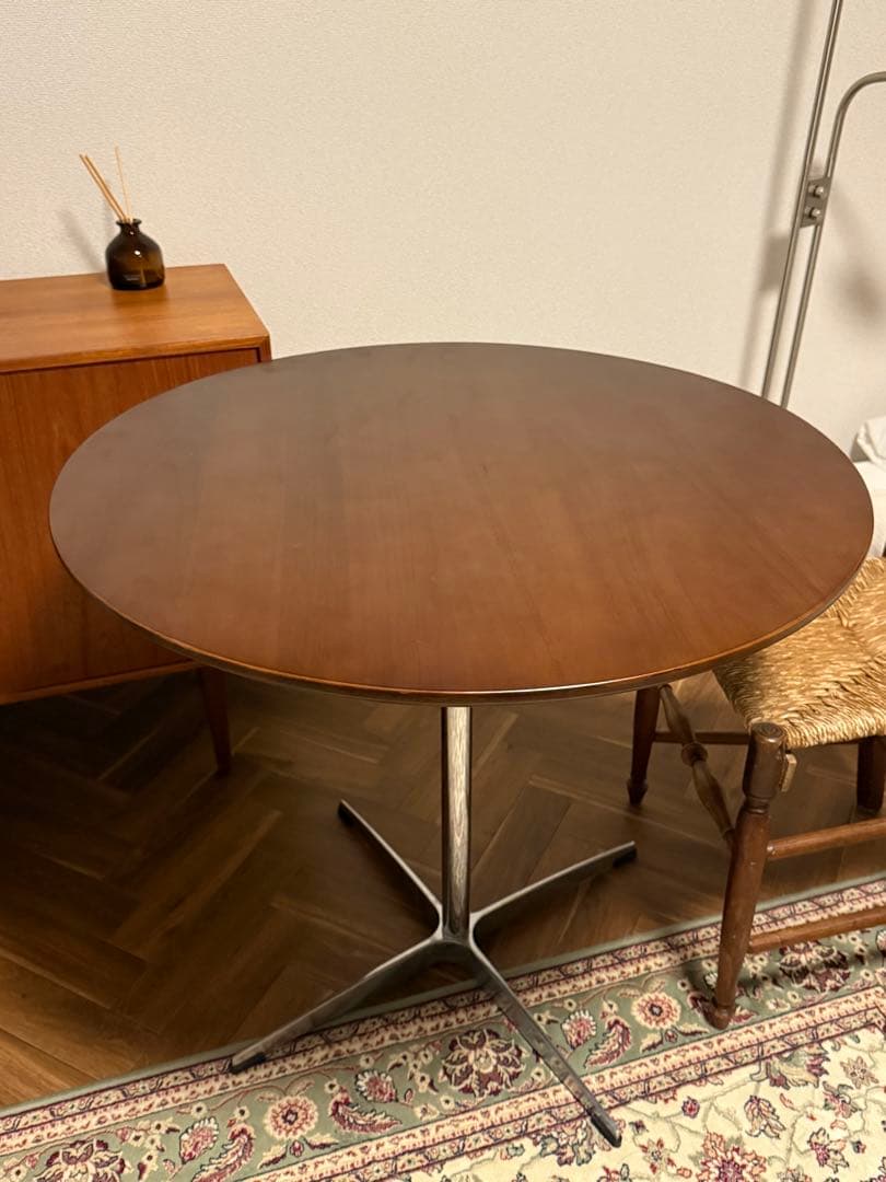 木製円形ダイニングテーブル（80cm）