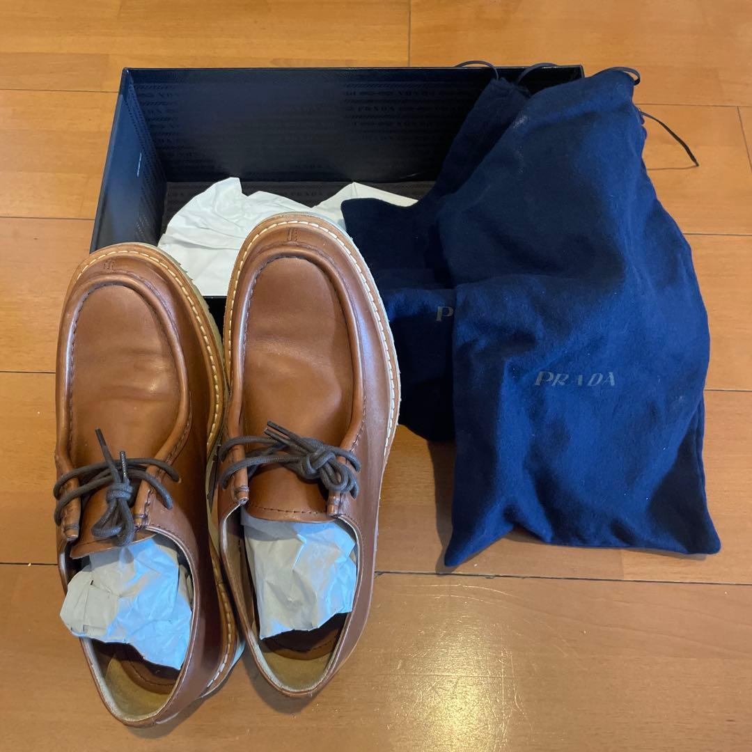 PRADA レザーモカシンシューズ